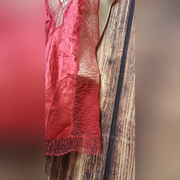Naked Princess 100% Silk And Lace Slip Womens Size (Small)Petite NWT - Picture 2 of 5